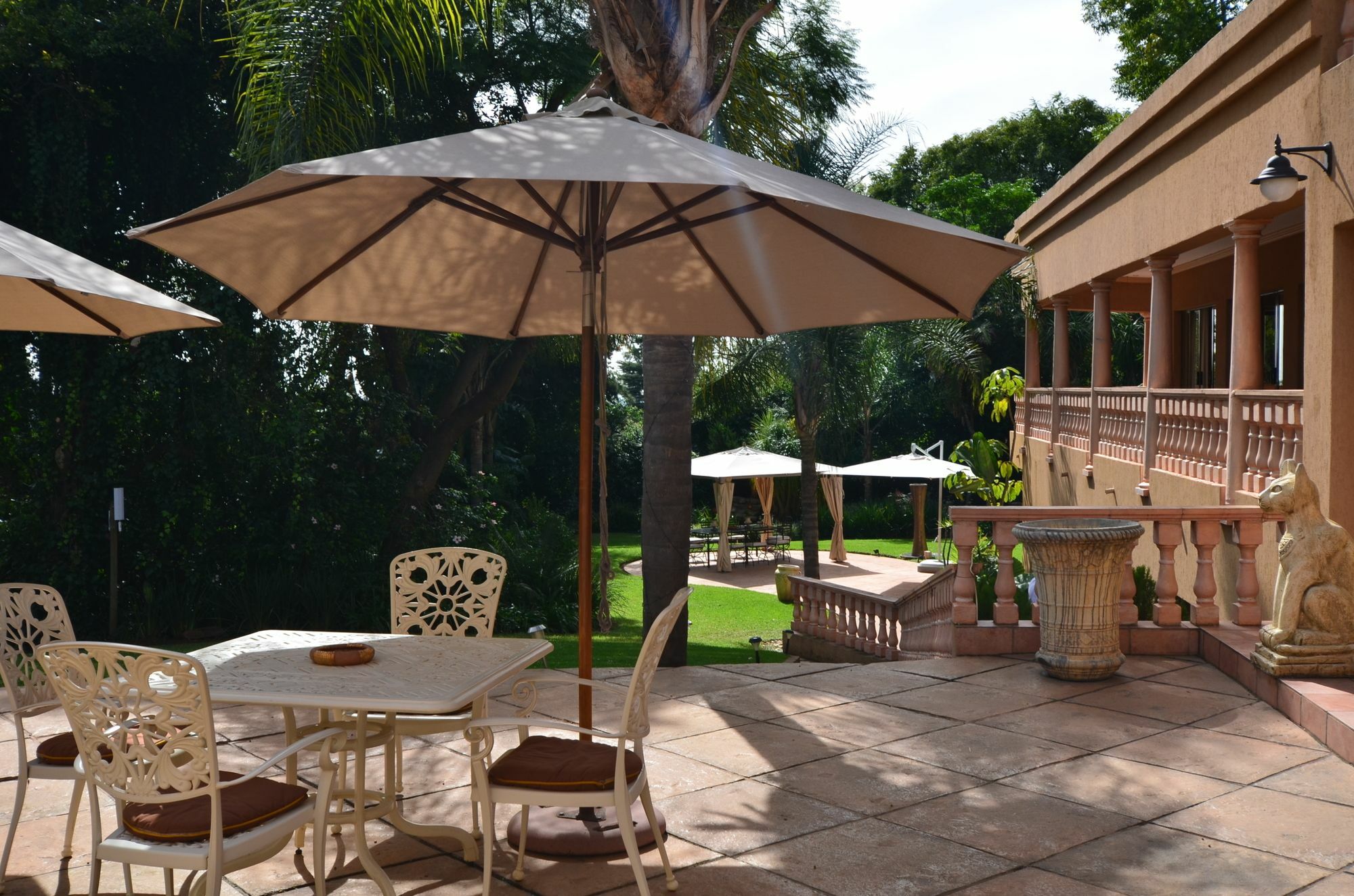 Hotel House Of Pharaohs And Conference Centre Johannesburg Exterior foto